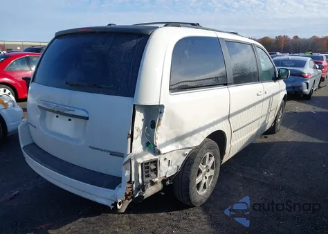2010 Chrysler Town & Country Touring from USA, damaged, VIN 2A4RR5D14AR184003